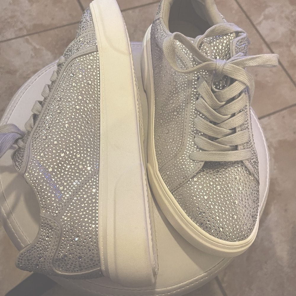 Madden Sever Sneakers.  Never used.